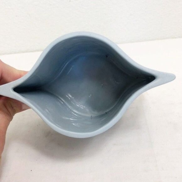 Toyo Royal China Blue Bisque Ceramic Vase With 3D White Iris Design - Picture 3 of 5